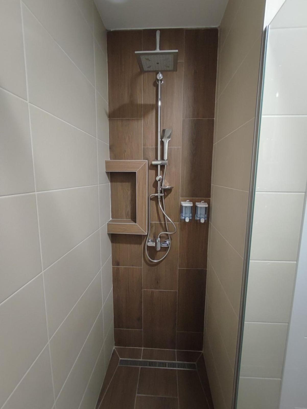 Apartmani Happy House Surčin Kültér fotó