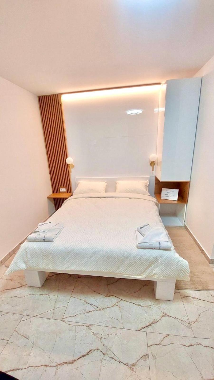 Apartmani Happy House Surčin Kültér fotó