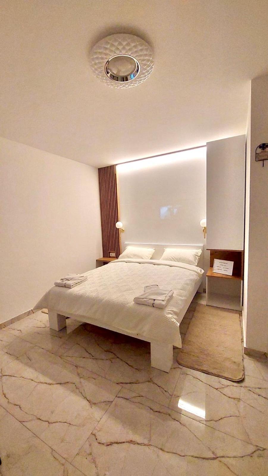 Apartmani Happy House Surčin Kültér fotó